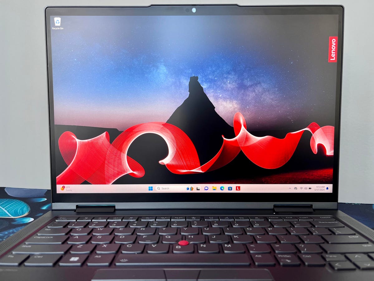 Lenovo ThinkPad X1 Yoga Gen 8 display