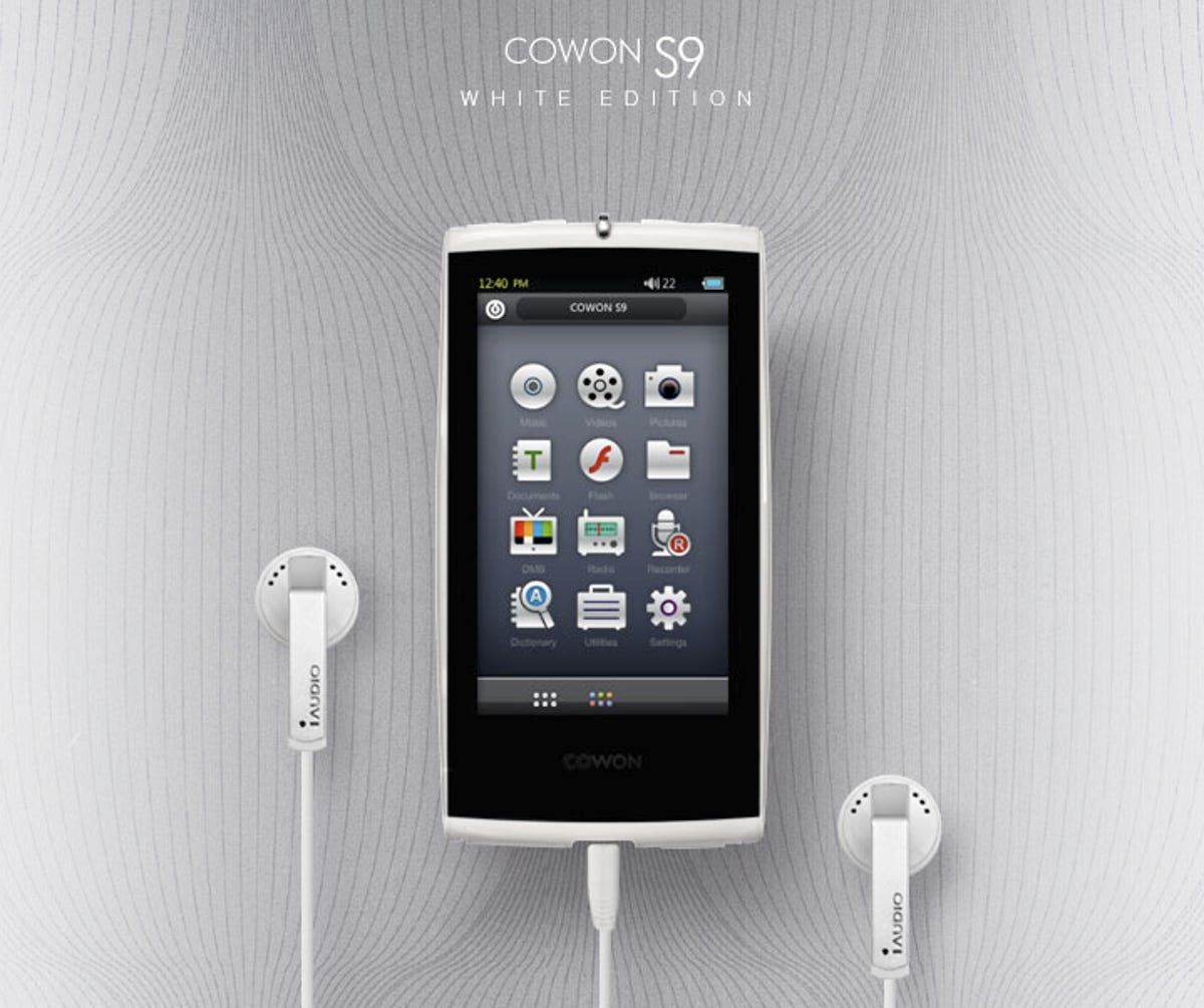 Cowon S9 MP3 player white edition.