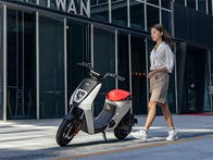<p>Adding swappable batteries to the list of electric two-wheeler benefits could be just the push they need to succeed.</p>