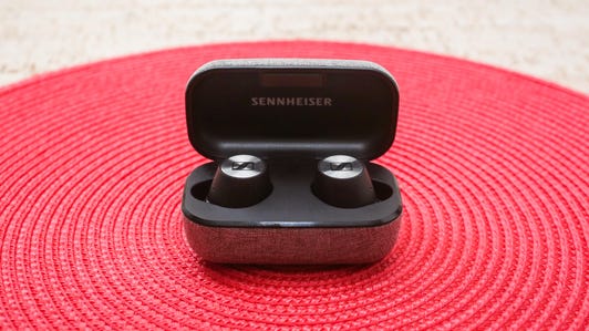 02-sennheiser-momentum-true-wireless