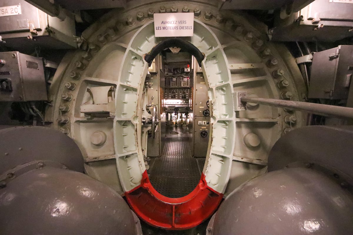 espadon-submarine-35