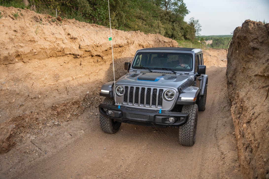 2021 Jeep Wrangler Unlimited Rubicon 4xe - off road