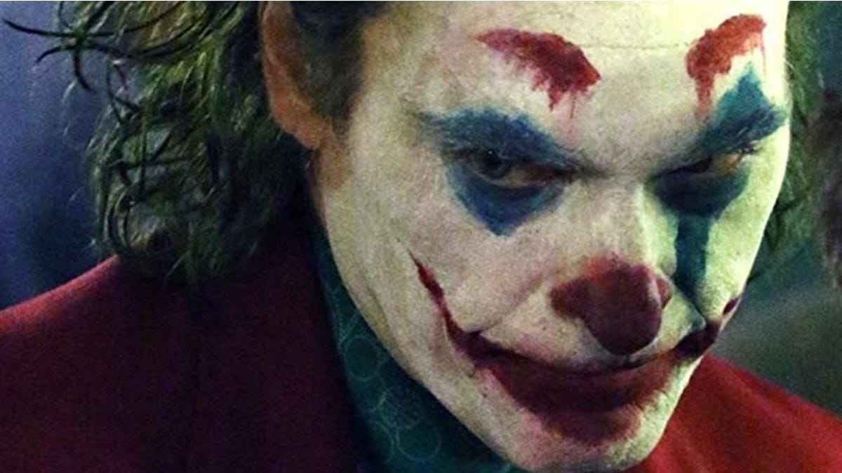 Theater chains ban masks, face paint for Joker screenings - CNET
