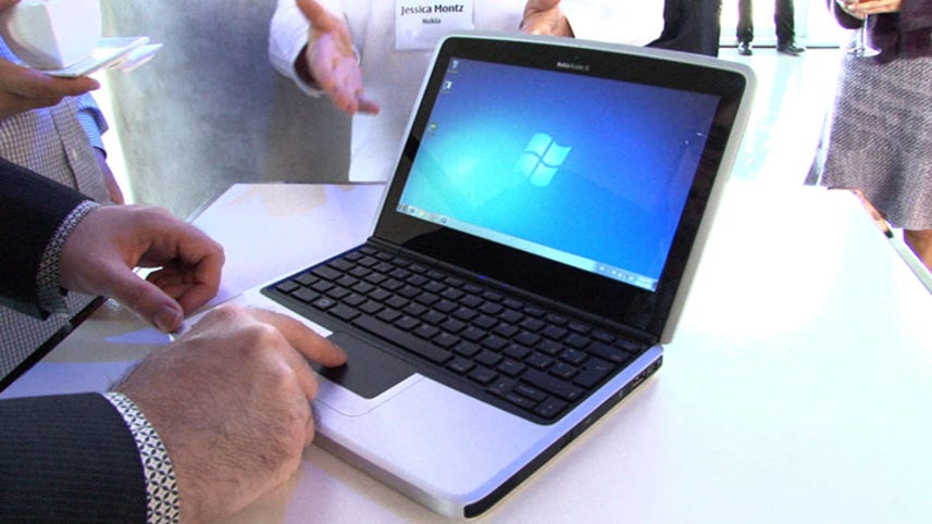 Nokia jumps into the Netbook game with the 'Booklet 3G'