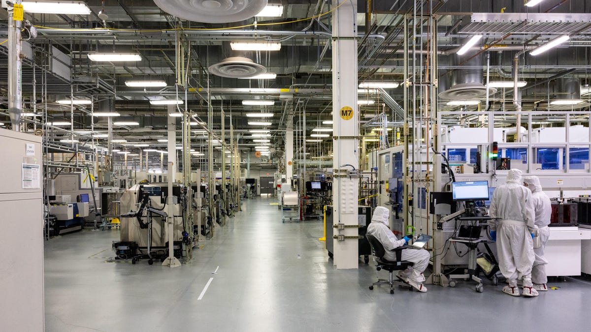 The inside of CH8, an Intel facility in the Phoenix suburb of Chandler, Arizona, is packed with equipment for manufacturing the substrates that lie beneath processors and other packaging technology. It's where Intel developed its EMIB technology in past years and is working on glass substrates today.