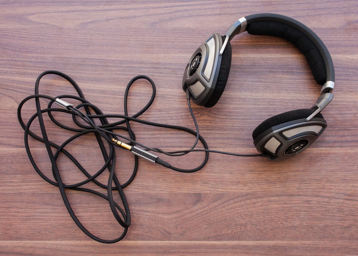 Sennheiser HD 700 review: Among the best-sounding audiophile headphones -  CNET