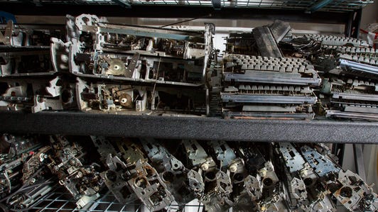 jeremy-mayer-typewriters-2899-002