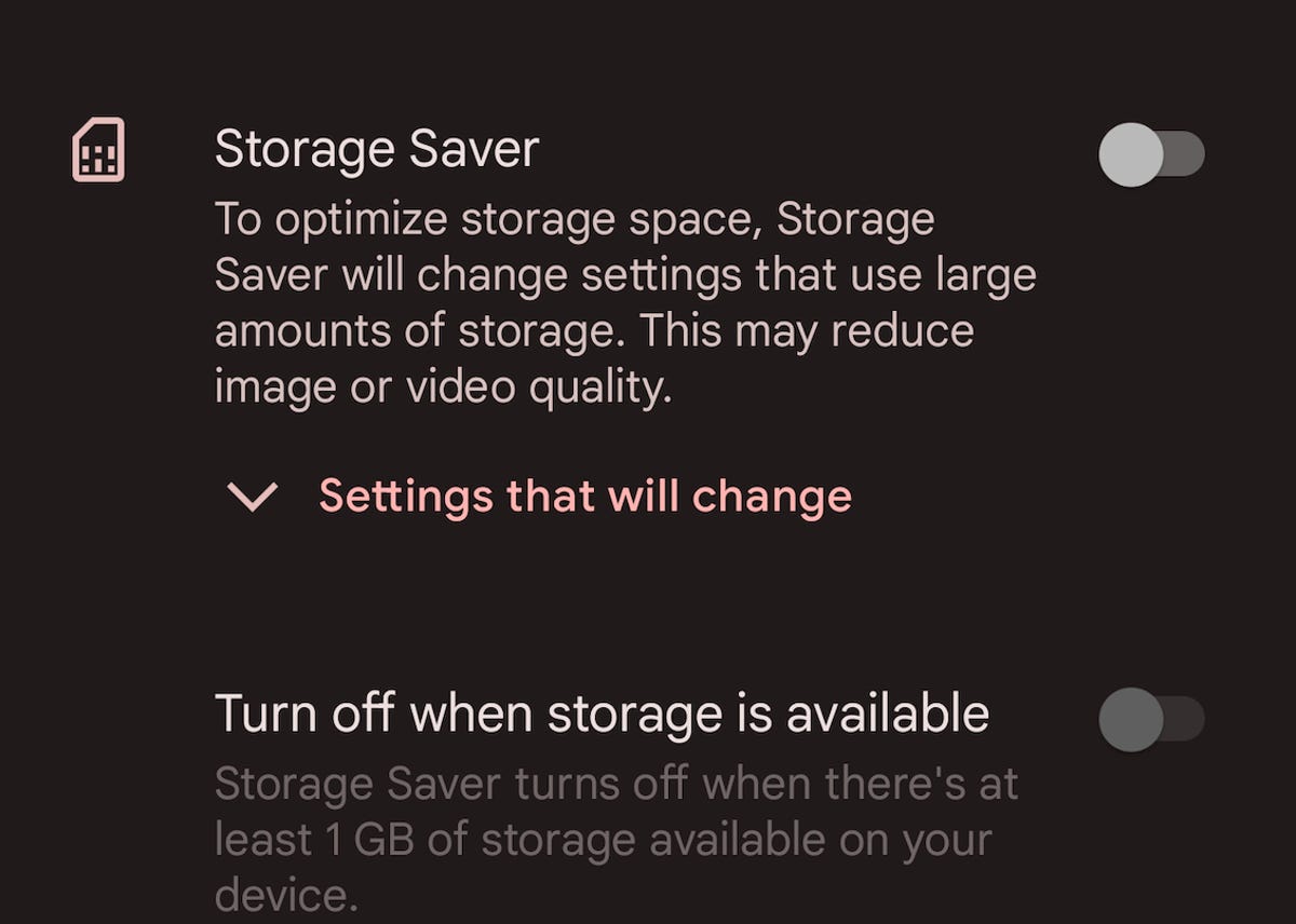 Una captura de pantalla que muestra la configuración de ahorro de almacenamiento de Google para dispositivos Pixel
