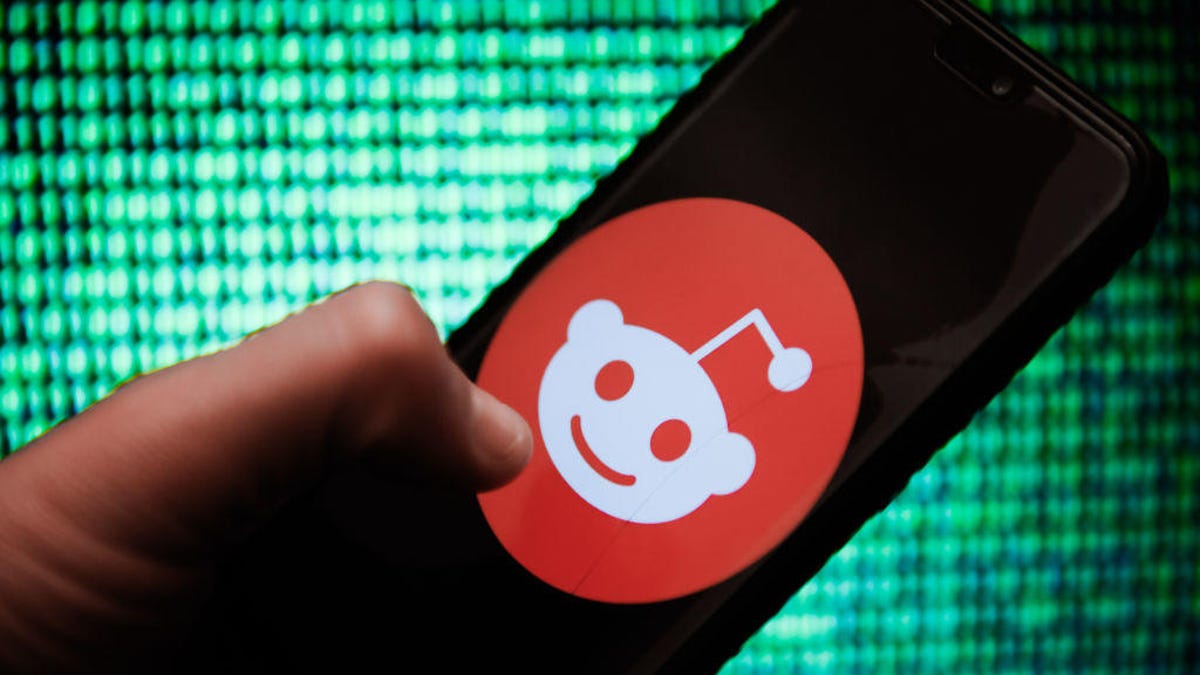 Reddit logo is seen on an android mobile phone