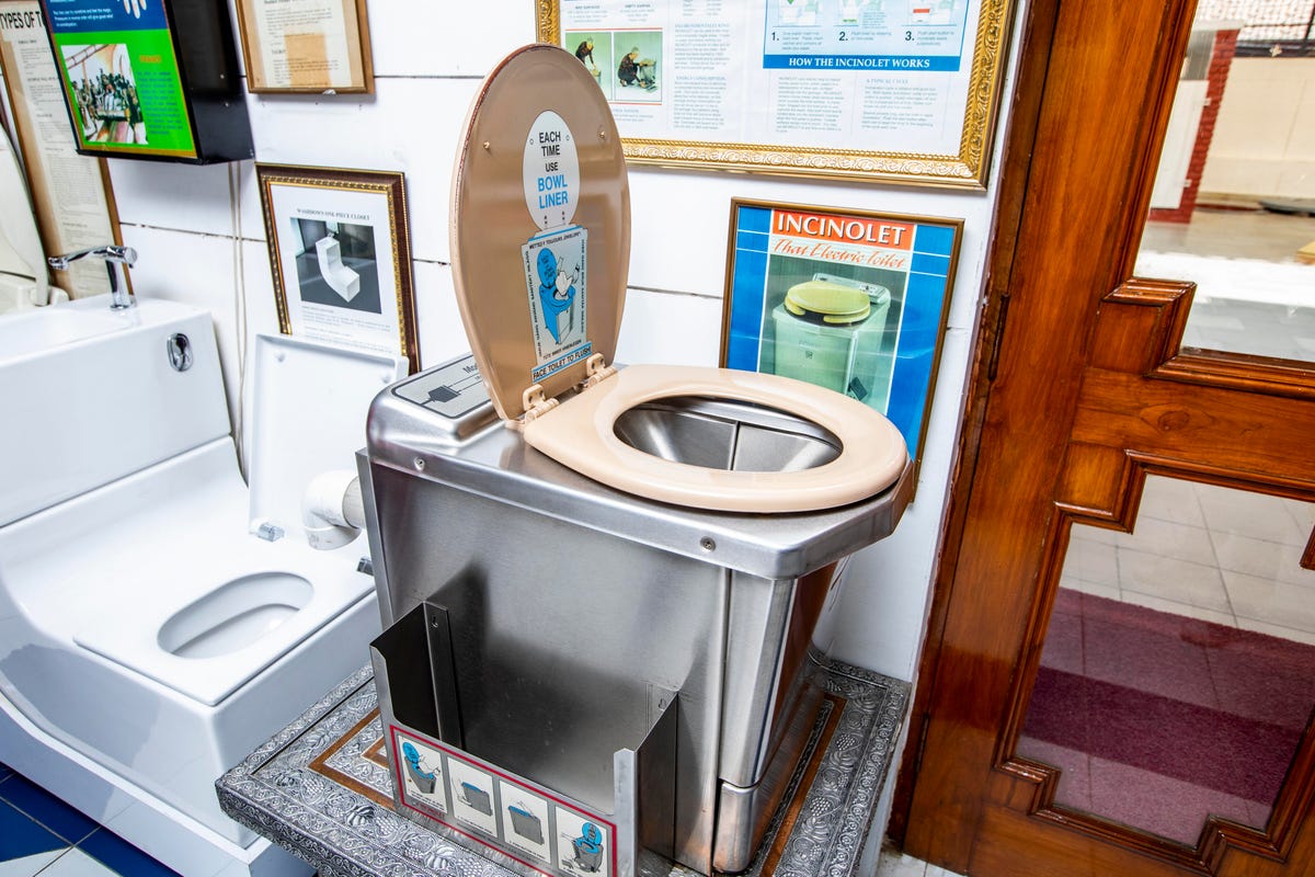 Sulabh Toiler Museum Incinolet toilet