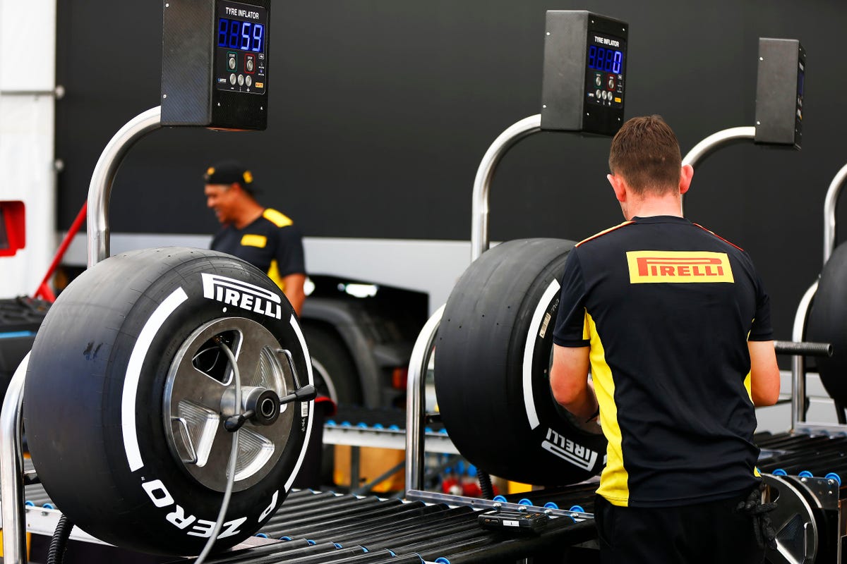 pirelli-f1-tire-area