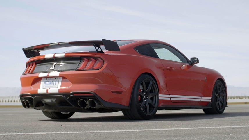 2020 Ford Mustang Shelby GT500 brings 760 hp to the track