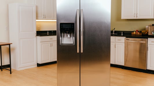 samsung-rh25h611sr-side-by-side-food-showcase-refrigerator-product-photos-1.jpg