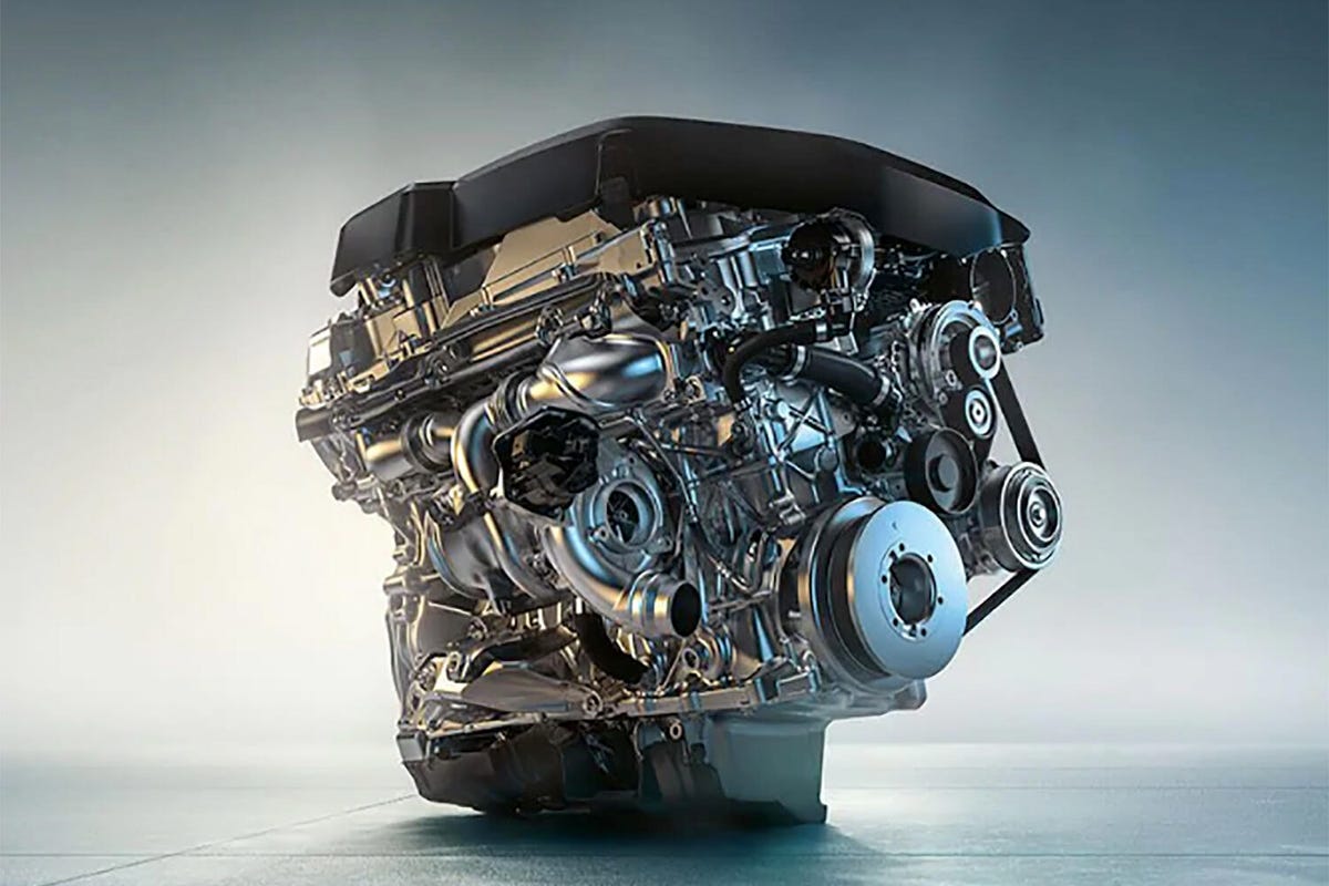 BMW M340i's 3.0-liter turbocharged inline-six engine