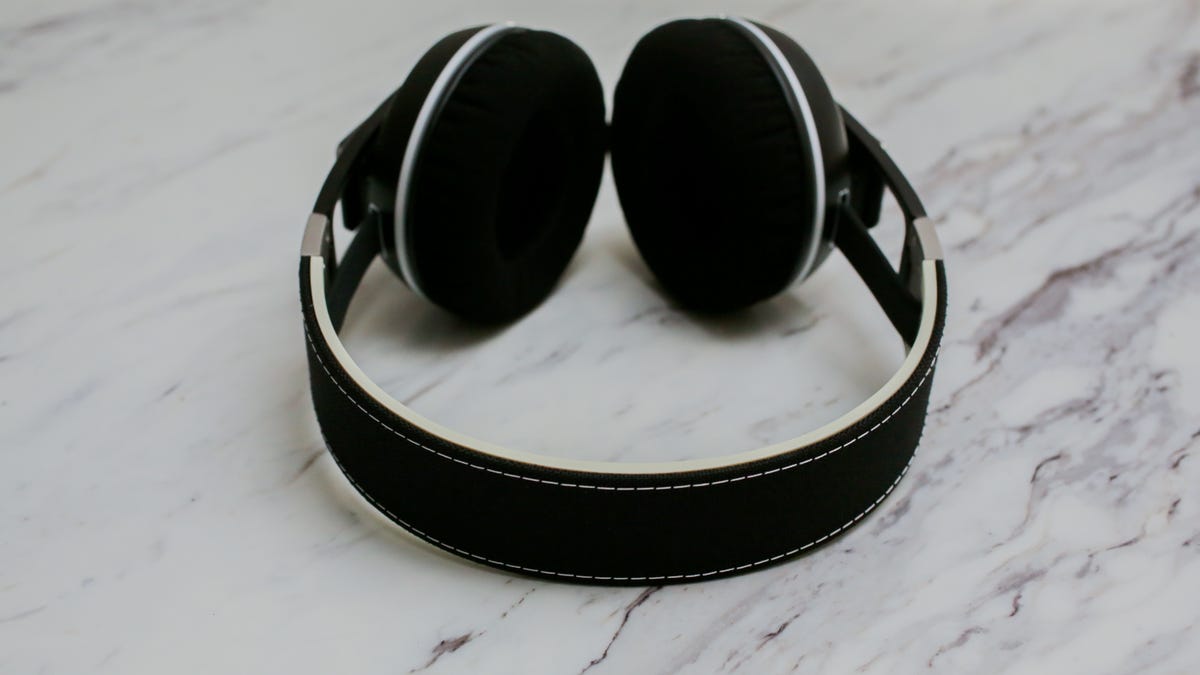 sennheiser-urbanite-xl-headphones11.jpg