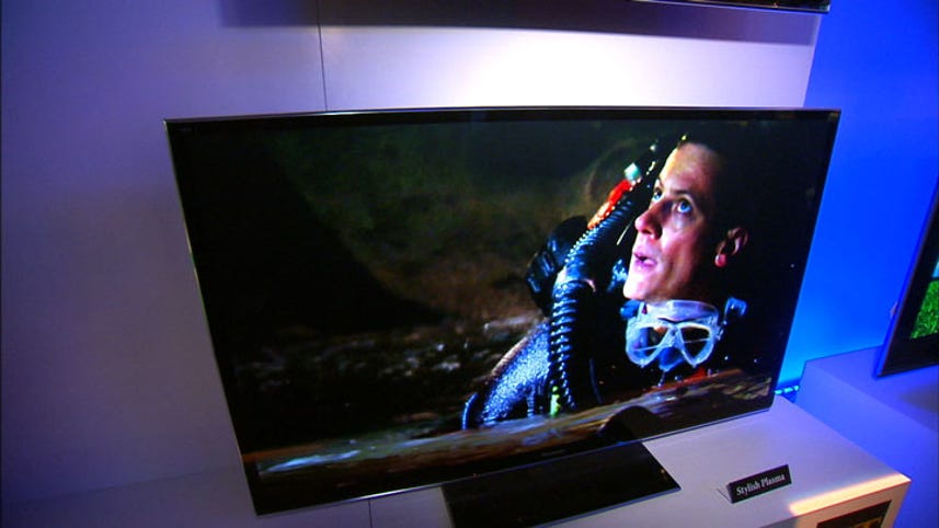 Panasonic's VT50 series is better and blacker than ever