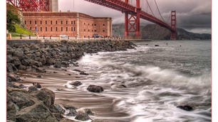 Fort_Point_and_the_GGB.jpg