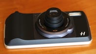 Video: Hasselblad True Zoom camera's a boon for Moto Z modders