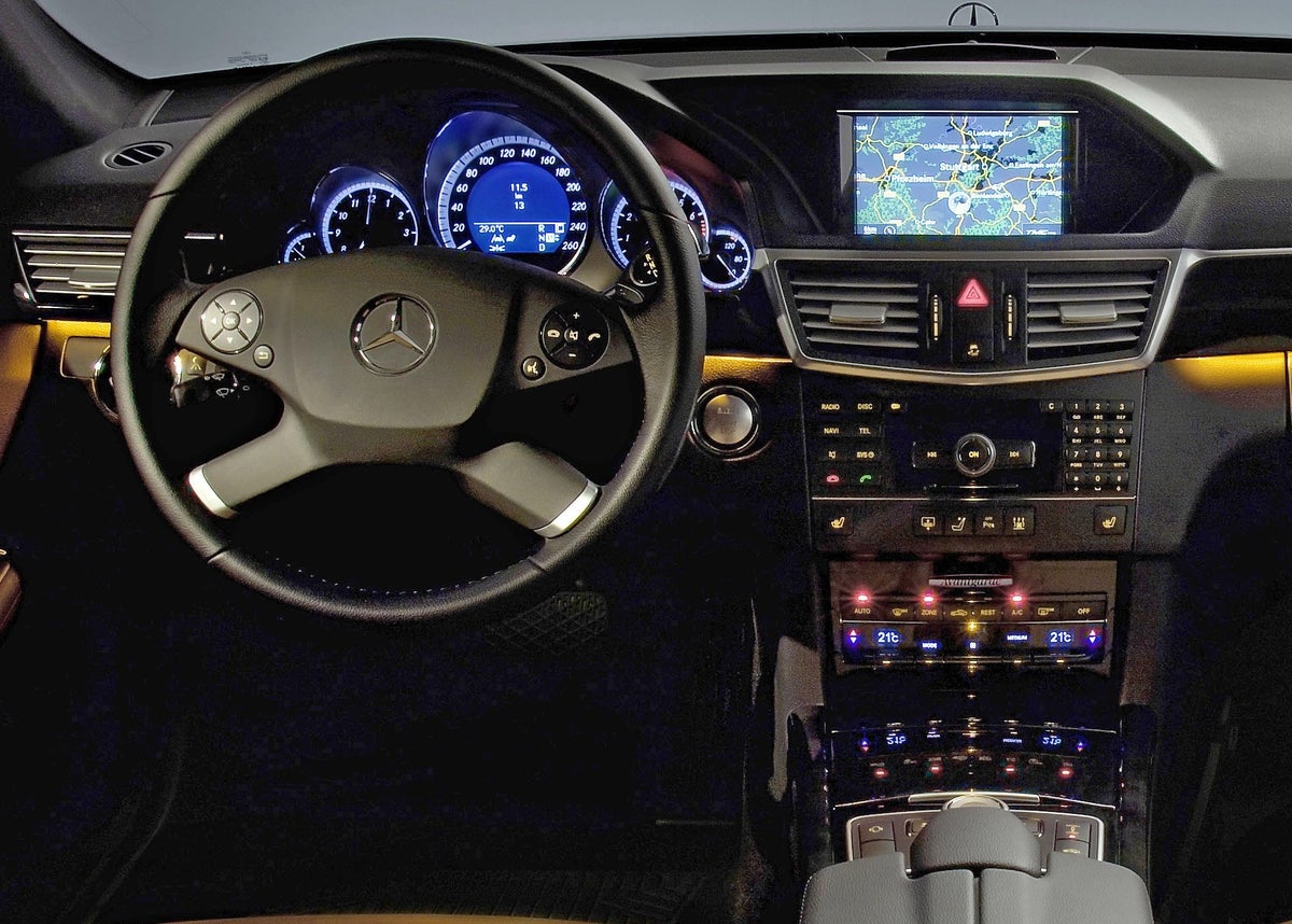 select equality Chemistry Photos: 2010 Mercedes-Benz E-class preview - CNET