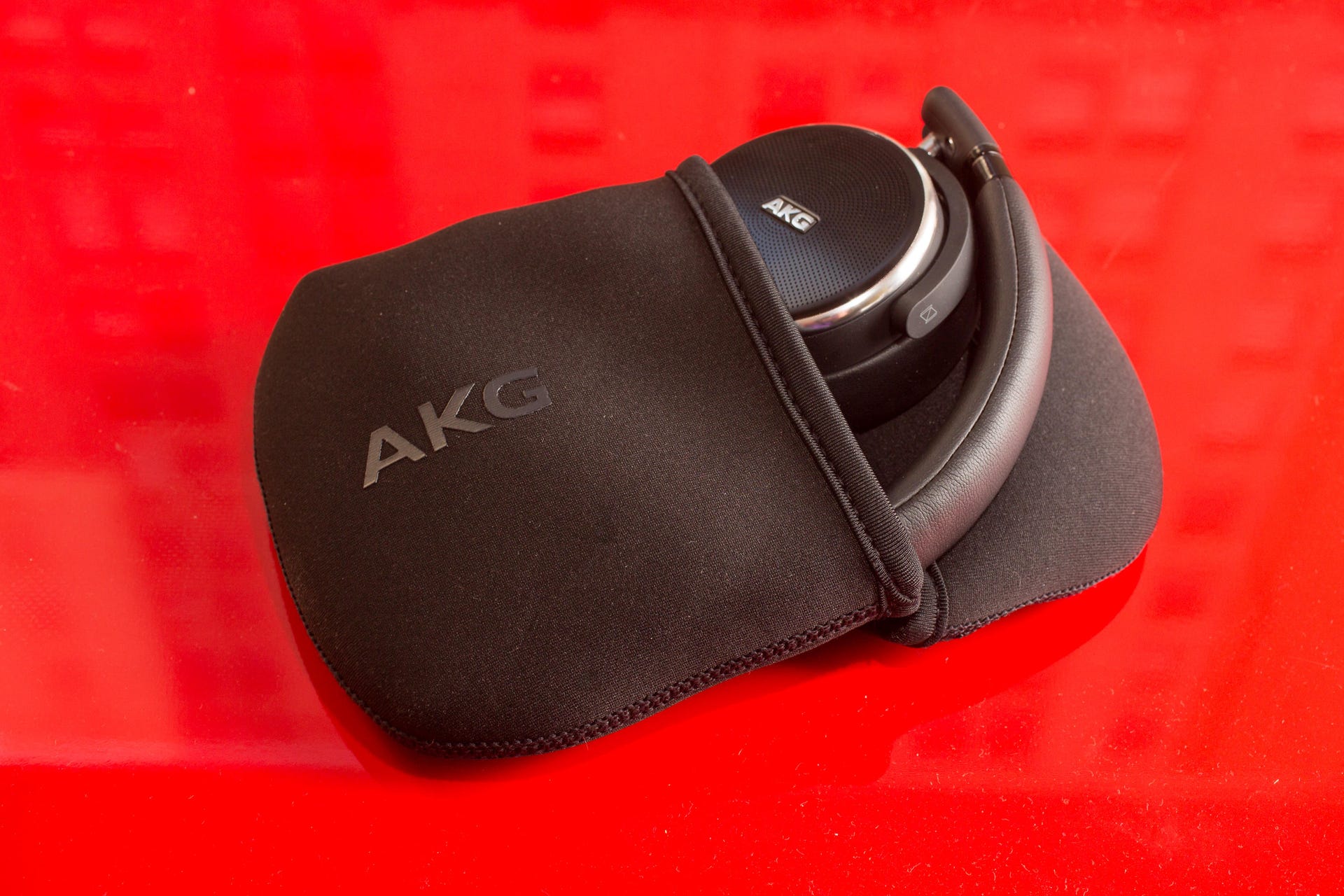 AKG N60NC Wireless