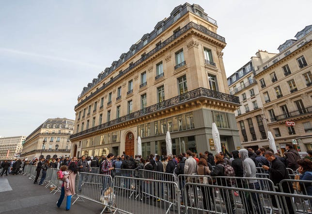Apple's retail store in Paris, one of the company's 390 stores worldwide.