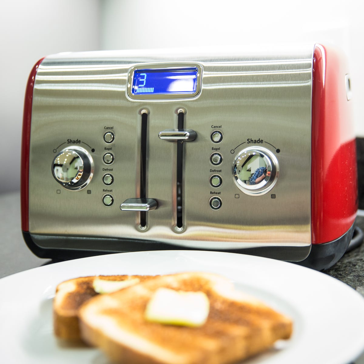 Spild Kong Lear T KitchenAid 4-Slice Manual Toaster review: Make toast slowly, with retro  looks - CNET