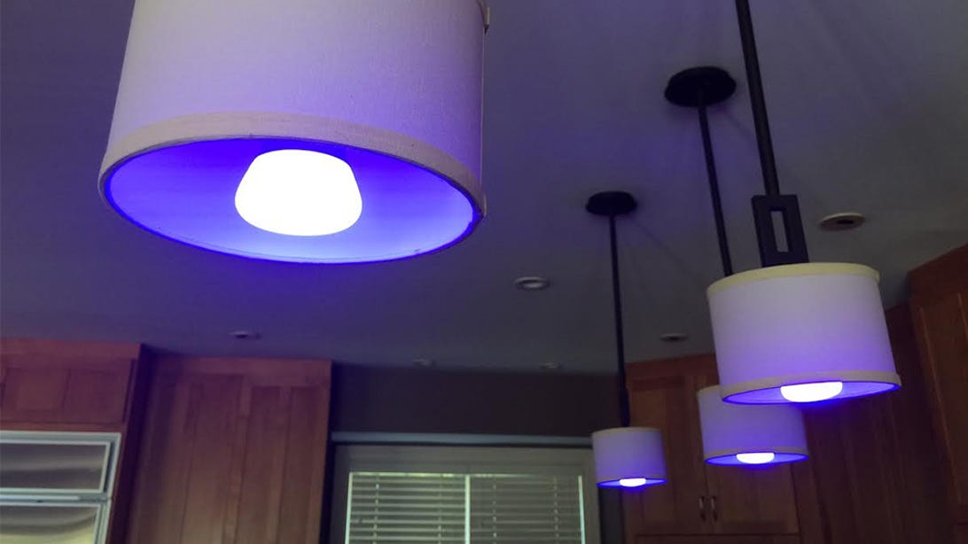 fd-cnet-smart-home-lighting-philips-hue-leds-blue.jpg