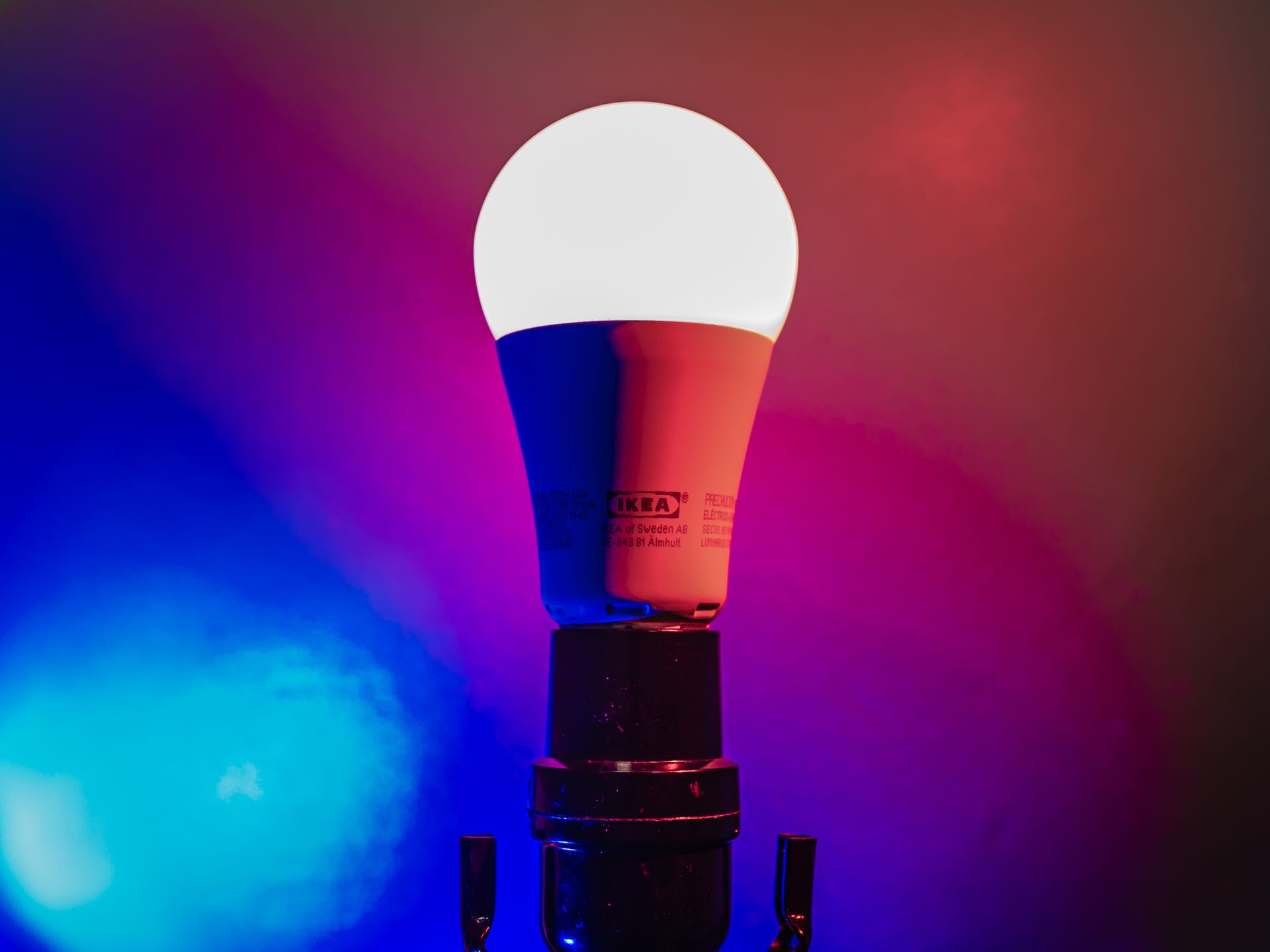 Ikea Ledare LED (1000L) review: brighter bulb shines in more ways than one - CNET