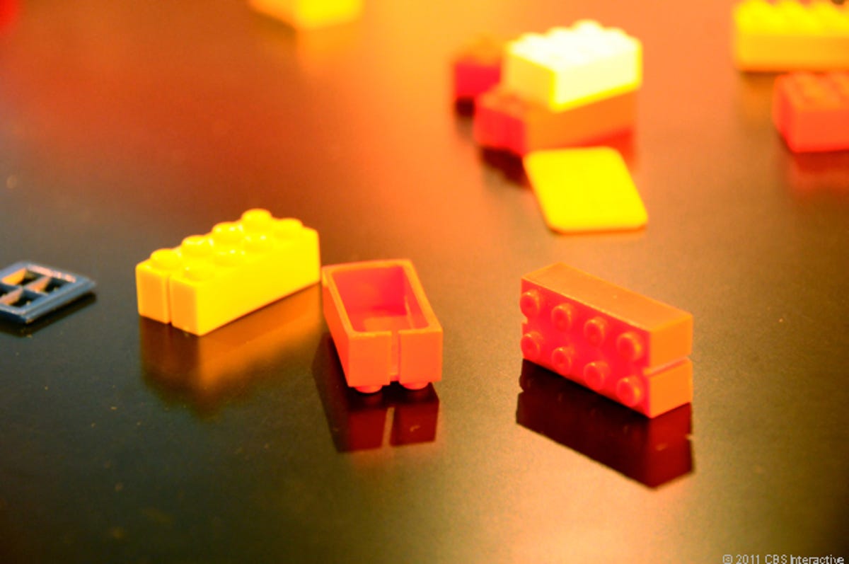 Early_Lego_interlocking_bricks.jpg