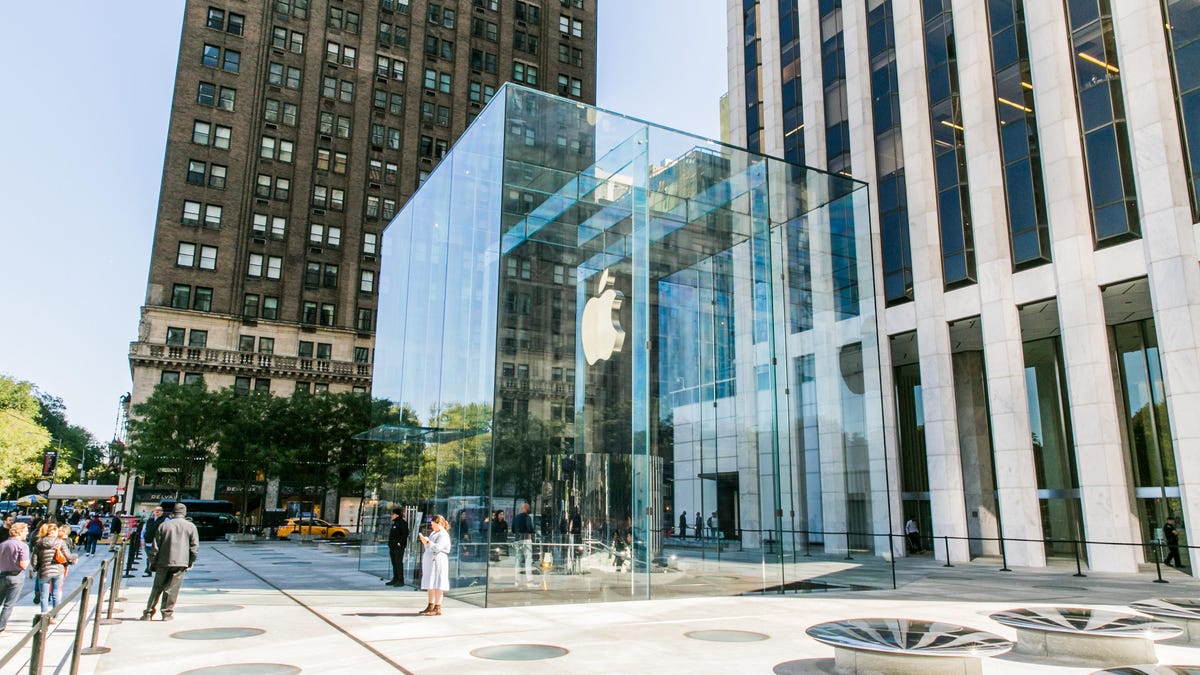 101-apple-store-the-cube-reopening-nyc-2019