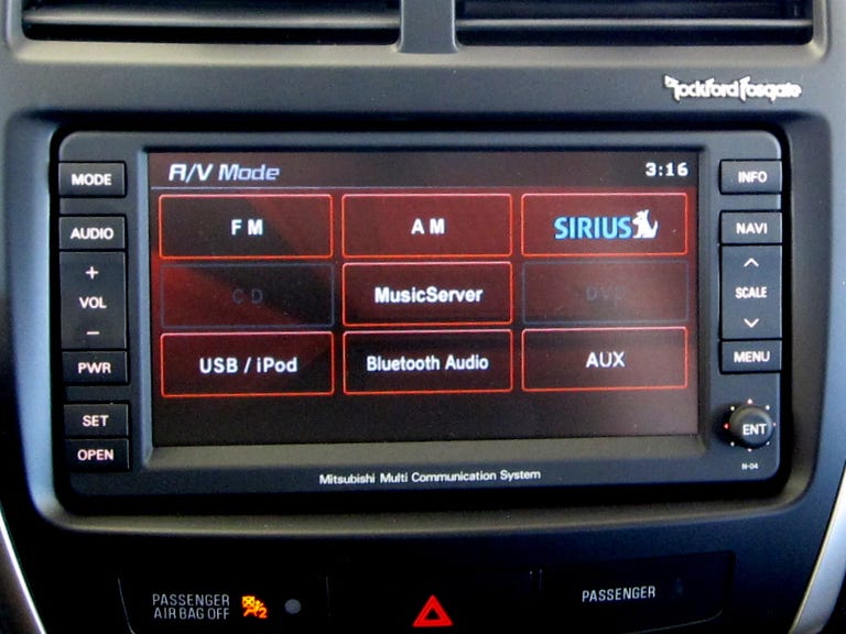 2011 Mitsubishi Outlander Sport audio screen