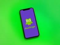 <p>Duolingo is offering AI-backed features for two of its courses.</p>