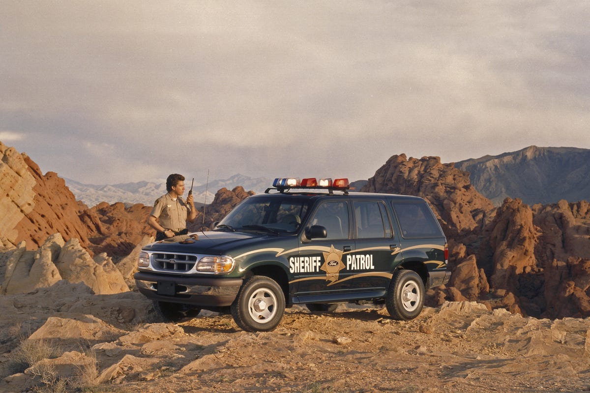 1996-ford-explorer-1