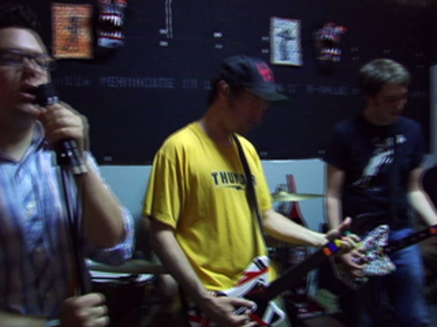 Band jams on hacked 'Guitar Hero' controllers