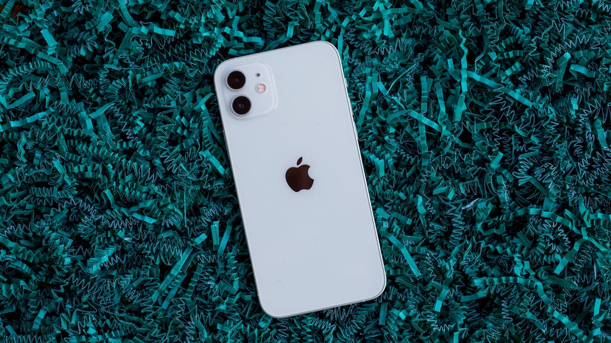 apple-iphone-12-confetti-9923