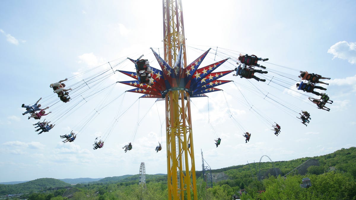 SkyScreamer extreme swing ride at Six Flags