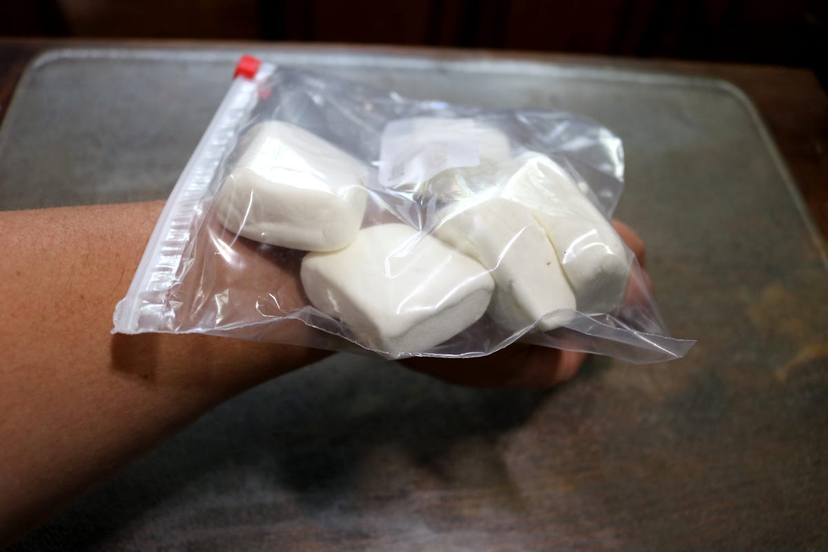 use-marshmallows-as-an-ice-pack.jpg