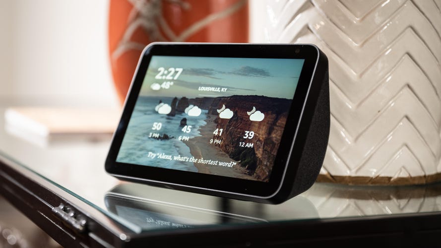Echo Show 10 (White) HD smart display with Wi-Fi®, Bluetooth®, and   Alexa built-in at Crutchfield