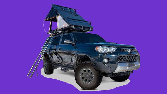 Roofnest Falcon 2 installed on a Toyota 4Runner