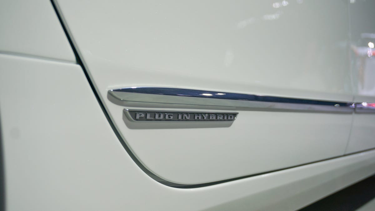 2017 Cadillac CT6 plug-in hybrid