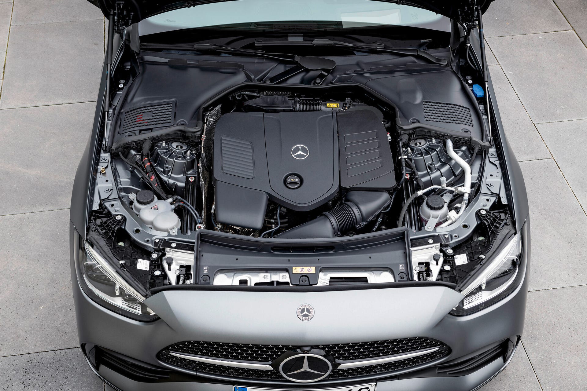 2022 Mercedes-Benz C-Class - engine