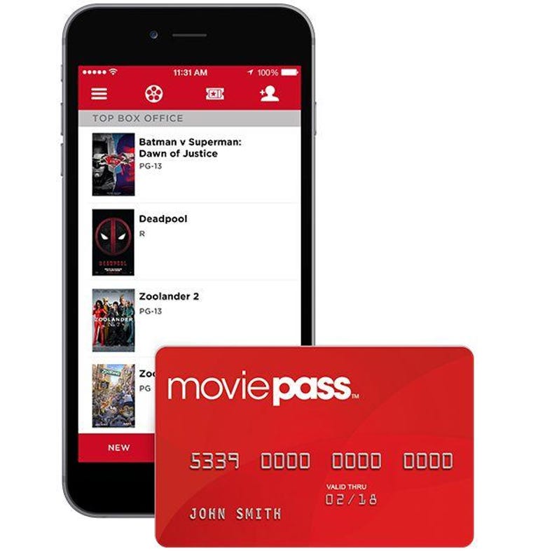 moviepass-card-with-iphone
