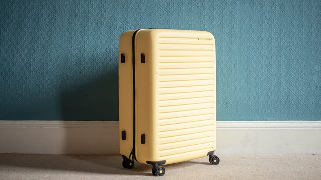 cnet-best-luggage-suitcase-carry-on-5