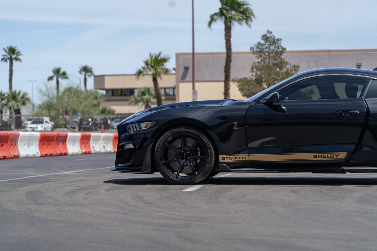 2022 Mustang Shelby GT500-H in shadow black with gold stripes