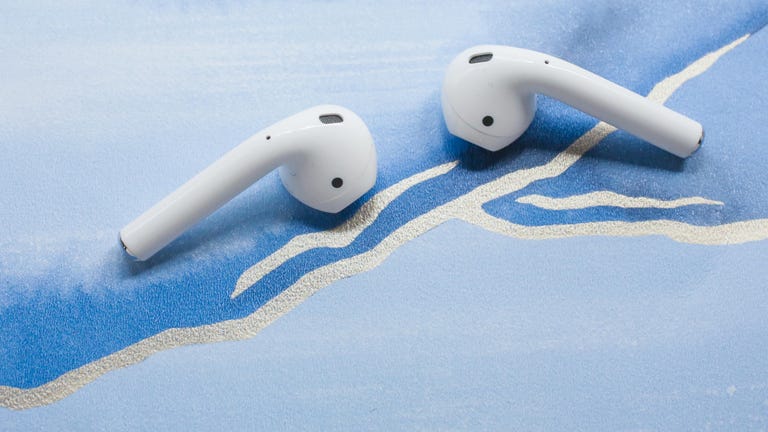 Moden handicappet Ørken AirPods 2019 review: King of truly wireless earphones crowned with small  enhancements - CNET