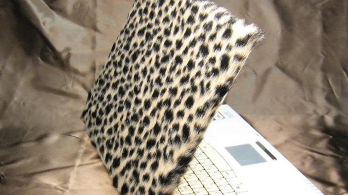 Laptop in fur