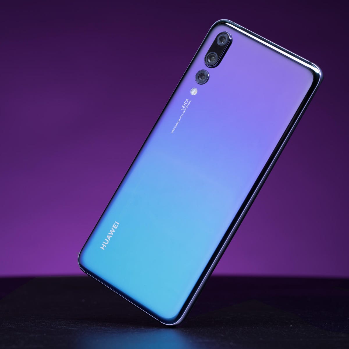 Huawei P20 Pro review: The new low-light photo champ - CNET