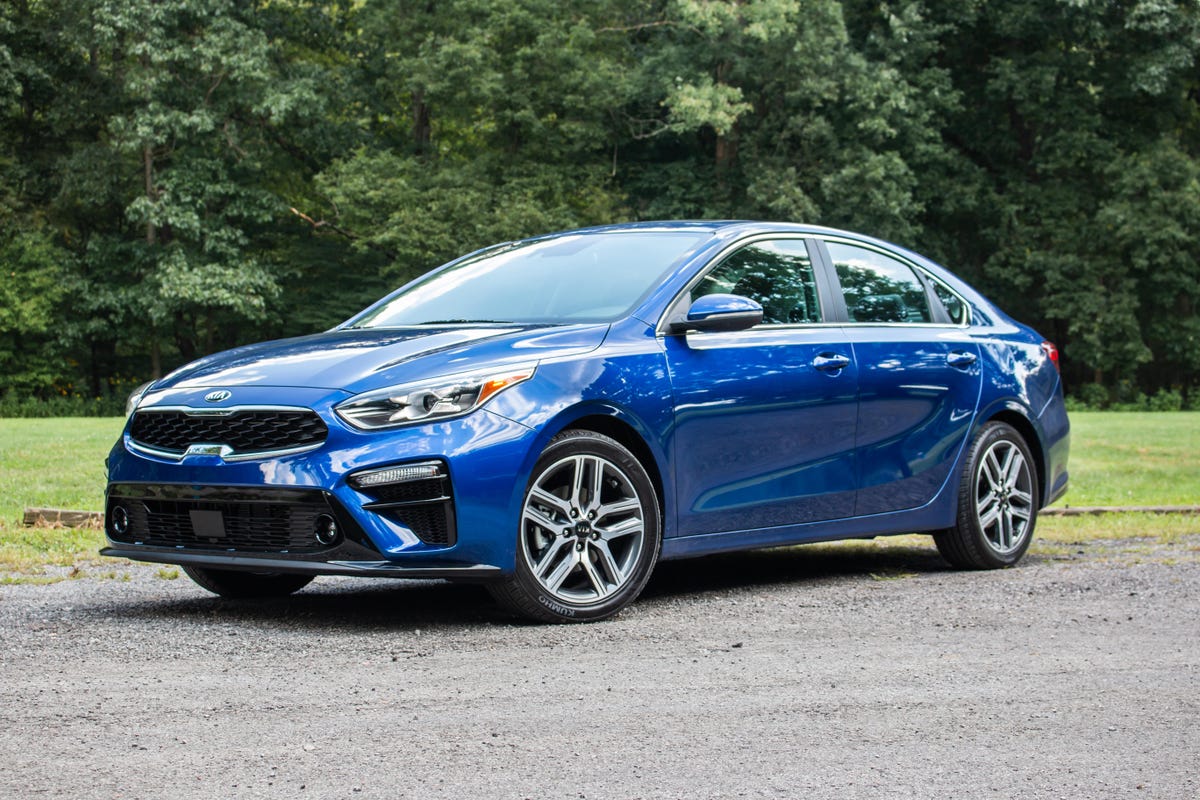 2019 Kia Forte: Stung by the Stinger - CNET