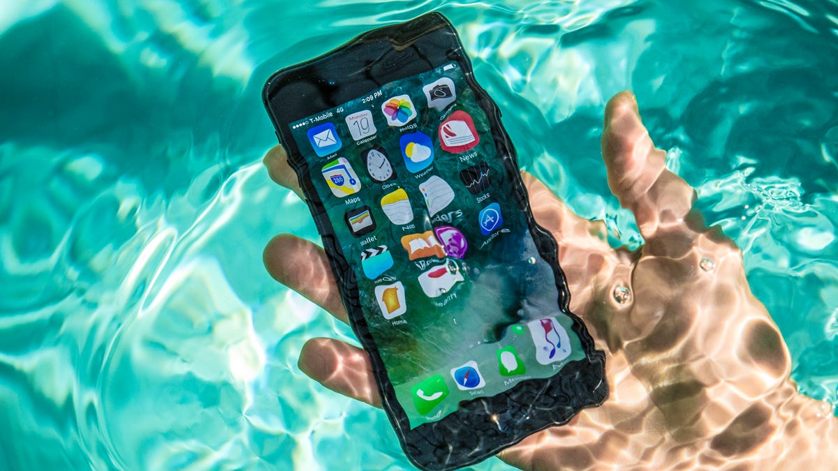 iPhone 7 in a pool
