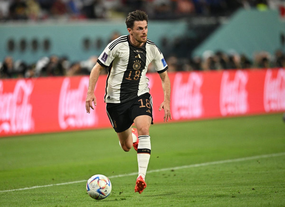 Jonas Hofmann of Germany dribbles the ball at the 2022 World Cup